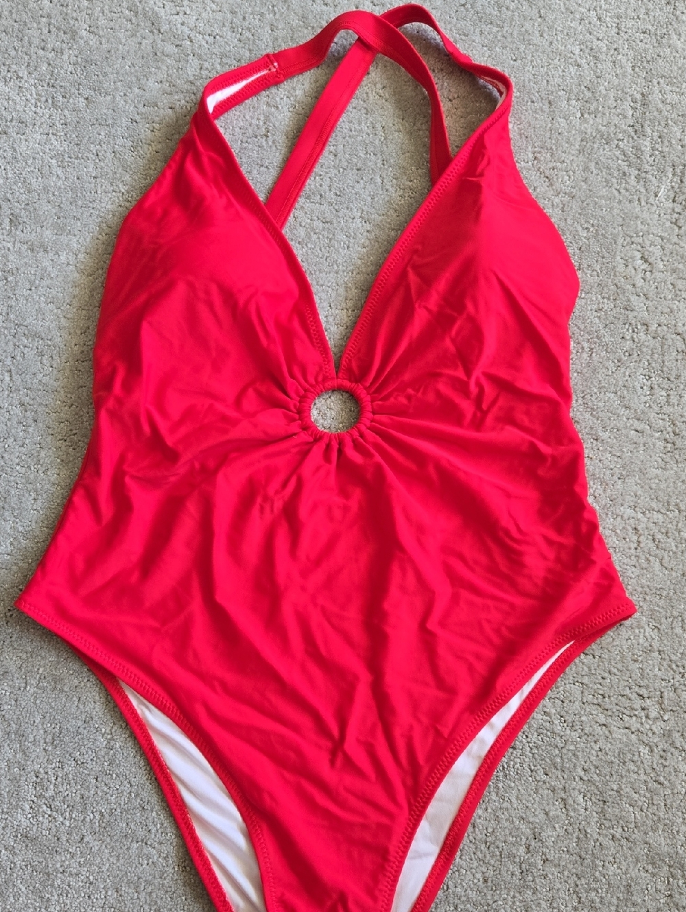 Cupshe Bright Red Womans One-Piece Swimsuit with Center Ring